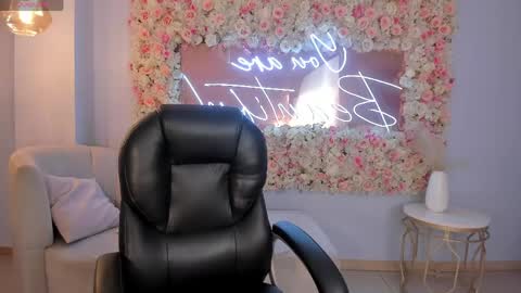 Snapshot of rebeccahudson_ chatting on March 2026 11:29:02 AM Rebe online show from March 2026 11:29:02 AM