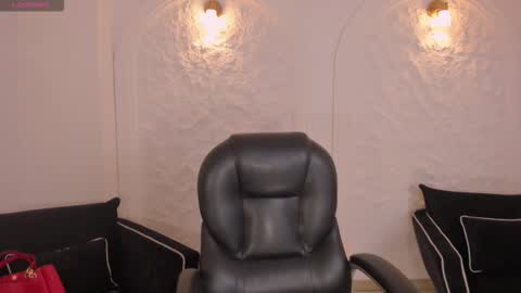 Snapshot of rebeccahudson_ chatting on March 2026 07:29:01 PM Rebe online show from March 2026 07:29:01 PM