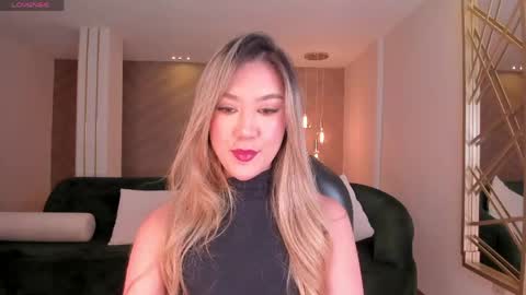 Snapshot of rebeccahudson_ chatting on May 2026 08:05:02 PM Rebe online show from May 2026 08:05:02 PM