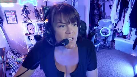 Rebecca Love online show from May 2026 08:03:02 PM