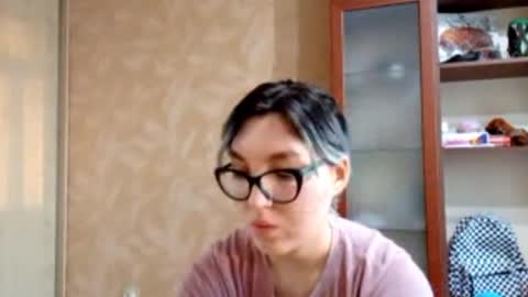 Zoe online show from March 2026 02:21:02 PM