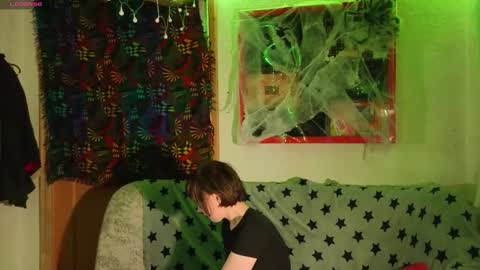 Snapshot of reborn_elf chatting on October 2025 04:30:02 PM Lara online show from October 2025 04:30:02 PM