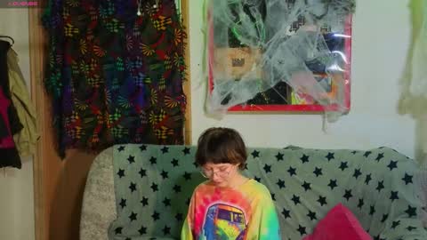 Snapshot of reborn_elf chatting on November 2025 08:43:01 PM Lara online show from November 2025 08:43:01 PM