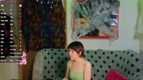 Snapshot of reborn_elf chatting on November 2025 06:52:02 PM Lara online show from November 2025 06:52:02 PM