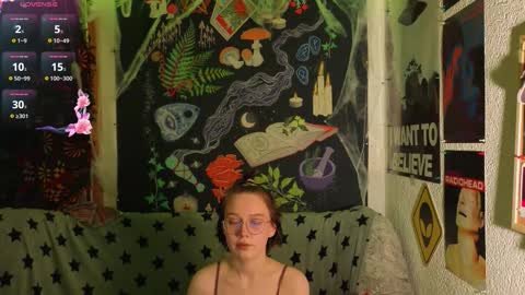 Snapshot of reborn_elf chatting on November 2025 08:55:01 PM Lara online show from November 2025 08:55:01 PM