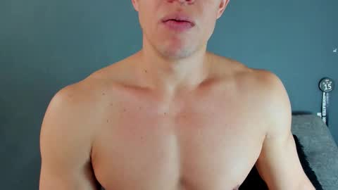 twitter REECET26 instagram RECCETAYLOR online show from October 2025 03:33:02 PM