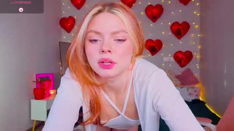 red__candy online show from March 2026 02:01:01 PM