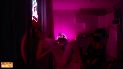 Elpis online show from February 2025 12:40:02 AM