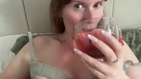 Snapshot of red_head_rosie_69 chatting on May 2026 06:47:02 PM Rosie online show from May 2026 06:47:02 PM