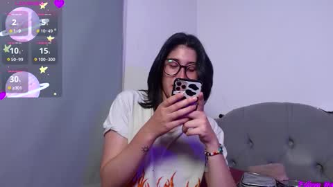 IG   OF red moonn online show from October 2025 03:14:02 AM