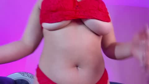     online show from December 2024 02:44:01 PM