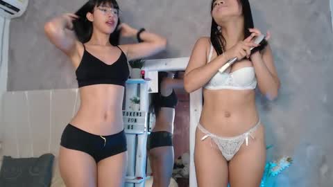 Snapshot of red_velvet8 chatting on March 2026 12:38:02 PM Rose Dariah online show from March 2026 12:38:02 PM