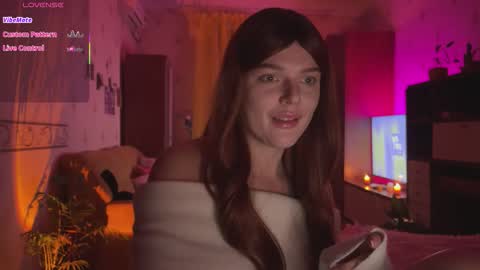 Snapshot of redaplle2 chatting on October 2025 06:30:02 PM redaplle2 online show from October 2025 06:30:02 PM