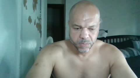 Redbone online show from April 2026 08:06:01 PM
