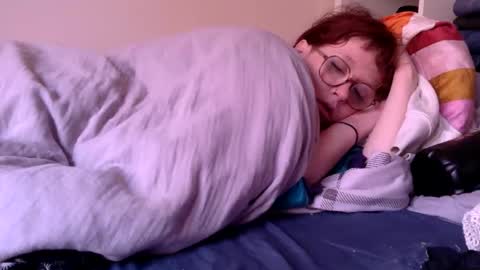 redcassie666 online show from May 2026 01:05:01 PM