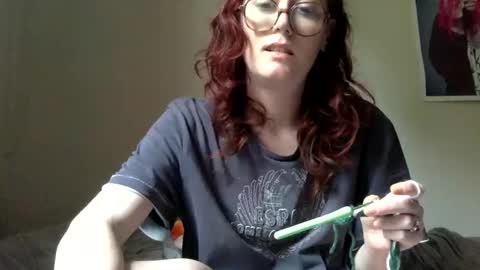 redcassie666 online show from May 2026 03:50:01 PM