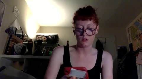 Snapshot of redcassie666 chatting on May 2026 07:11:02 PM redcassie666 online show from May 2026 07:11:02 PM