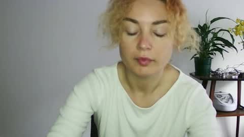 reddgirll online show from February 2025 09:19:01 AM