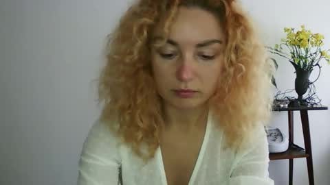 reddgirll online show from February 2025 12:03:02 PM