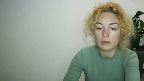 reddgirll online show from February 2025 05:55:02 PM