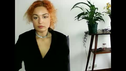 reddgirll online show from February 2025 04:31:01 PM