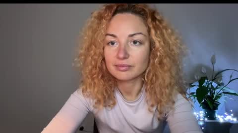 reddgirll online show from March 2025 08:57:01 PM