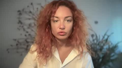 reddgirll online show from September 2025 07:11:02 AM