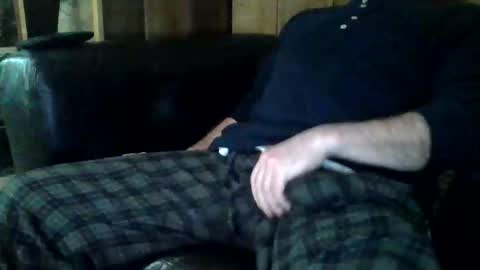 Snapshot of redfox60010 chatting on April 2026 05:15:01 AM redfox60010 online show from April 2026 05:15:01 AM