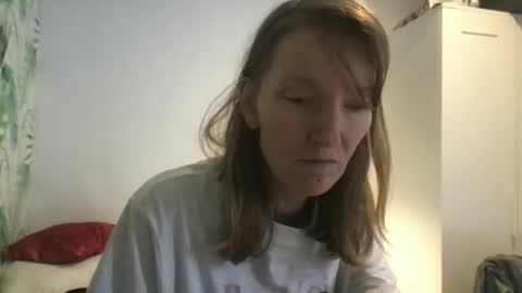 Snapshot of redfoxofficial chatting on November 2025 03:34:01 PM Redfox online show from November 2025 03:34:01 PM