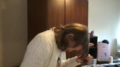 Snapshot of redfoxofficial chatting on December 2025 09:57:02 AM Redfox online show from December 2025 09:57:02 AM