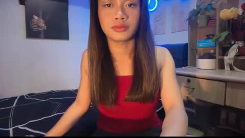 Snapshot of redgurlycoxx chatting on June 2026 10:14:02 AM Rhox online show from June 2026 10:14:02 AM