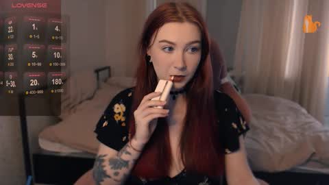 Snapshot of redhaired_kitty chatting on September 2025 11:10:01 AM Lina online show from September 2025 11:10:01 AM