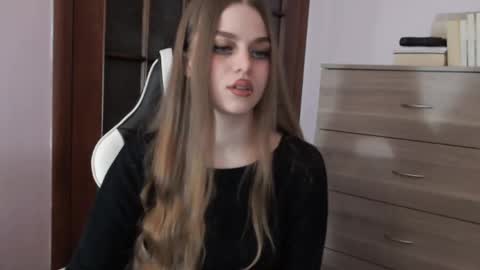 Lily online show from January 2026 01:53:02 AM