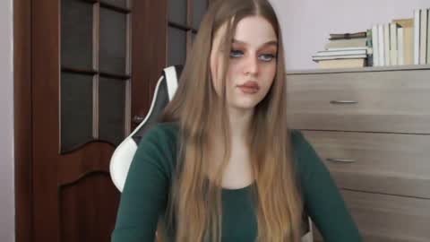 Snapshot of redhead_rabbit chatting on April 2026 02:34:01 AM Lily online show from April 2026 02:34:01 AM