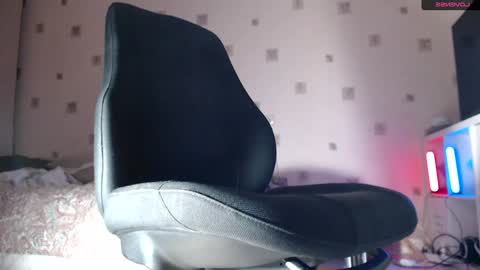 Snapshot of redheadxxl chatting on February 2025 07:00:01 PM Steve Blond online show from February 2025 07:00:01 PM
