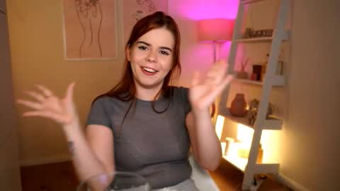 Snapshot of redhotlinee chatting on October 2025 12:35:02 PM RedHotlinee online show from October 2025 12:35:02 PM