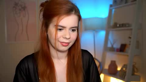 Snapshot of redhotlinee chatting on November 2025 06:54:01 PM RedHotlinee online show from November 2025 06:54:01 PM