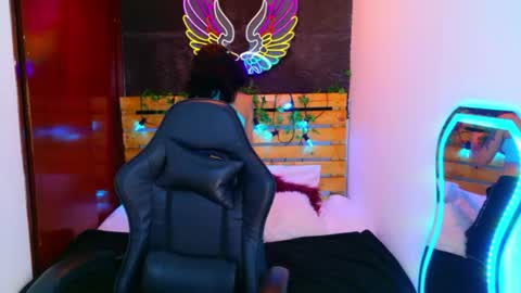 Lili Lopez online show from June 2026 07:46:01 PM