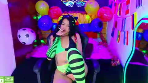 Lili Lopez online show from June 2026 08:06:01 PM