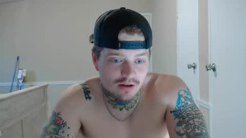 Snapshot of redinthebed chatting on January 2025 05:39:01 PM InkedGinger online show from January 2025 05:39:01 PM