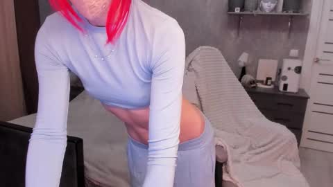 Stephanie online show from September 2025 07:23:01 AM