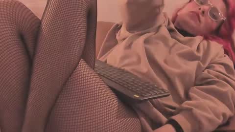 Snapshot of redmeloddy chatting on March 2025 10:53:01 PM Meloddy online show from March 2025 10:53:01 PM