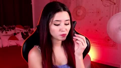 Snapshot of redmidnight_ chatting on December 2025 09:00:01 PM Kiara online show from December 2025 09:00:01 PM