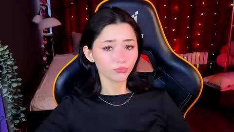Kiara online show from June 2026 03:35:02 PM