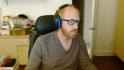 Snapshot of redrob57 chatting on November 2025 09:42:01 AM redrob57 online show from November 2025 09:42:01 AM