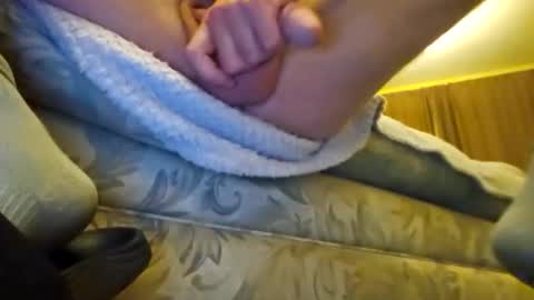 Snapshot of redrodridding chatting on November 2025 11:04:02 PM redrodridding online show from November 2025 11:04:02 PM