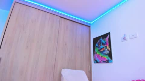 redski77 online show from February 2025 09:22:02 AM