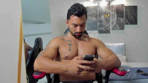 Snapshot of regan_pearson chatting on December 2024 10:56:01 AM Regan online show from December 2024 10:56:01 AM