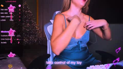 Snapshot of reggiemeow chatting on December 2024 01:46:01 AM reggieMeow online show from December 2024 01:46:01 AM