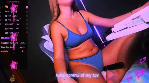 Snapshot of reggiemeow chatting on March 2025 11:35:02 PM reggieMeow online show from March 2025 11:35:02 PM